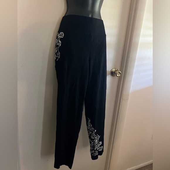 Black Pull-On Pants with White Floral Embroidery – Size 18, Stretch Waist - Picture 3 of 5